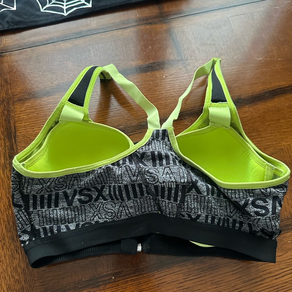 Victoria's Secret Knockout Front Close Sports Bra racerback VSX - Picture 4 of 4